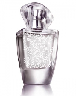 Today Tomorrow Always Amour – новый женский аромат от Avon