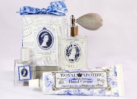 Antiquarius Petals – новый аромат от Royal Apothic, созданный в честь праздника цветов 