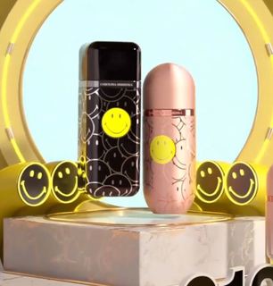 212 VIP Smiley — время улыбнуться с Carolina Herrera