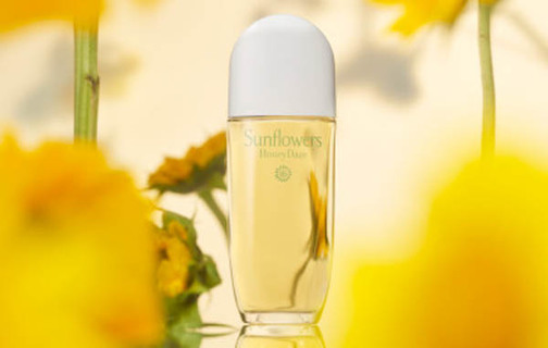 Летний солнечный аромат Sunflowers HoneyDaze от Elizabeth Arden