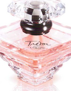 Tresor Eau de Parfum Lumineuse – очередной фланкер от Lancome